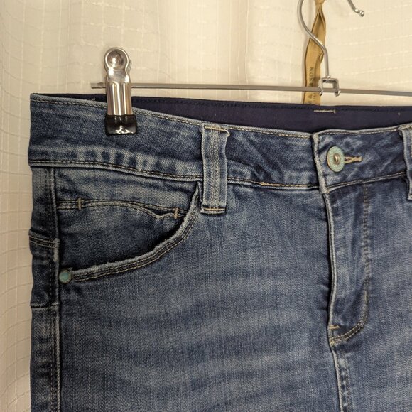 Jag Demin Pencil Skirt with Stretch, Size 8 - Picture 3 of 6